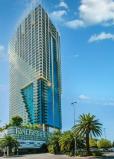 Luxury Suites at Palms Place image 12